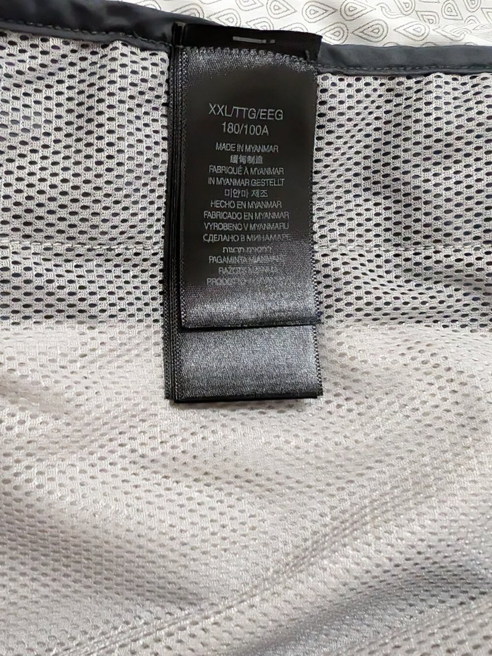 MARMOT Windbreaker Jacket Men's 2XL Gray Safeco Logo Hooded Rain Outdoor - Picture 13 of 16